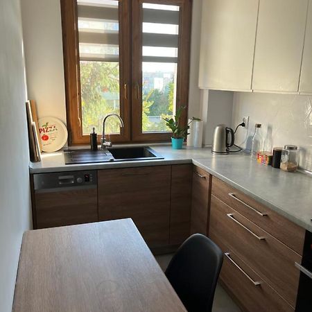 Komfortowe Mieszkanie Ostrowiec Świetokrzyski Exterior foto